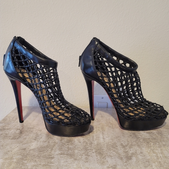 Black Louboutin Caged Strappy Leather Bootie Heels 39 - Picture 1 of 10